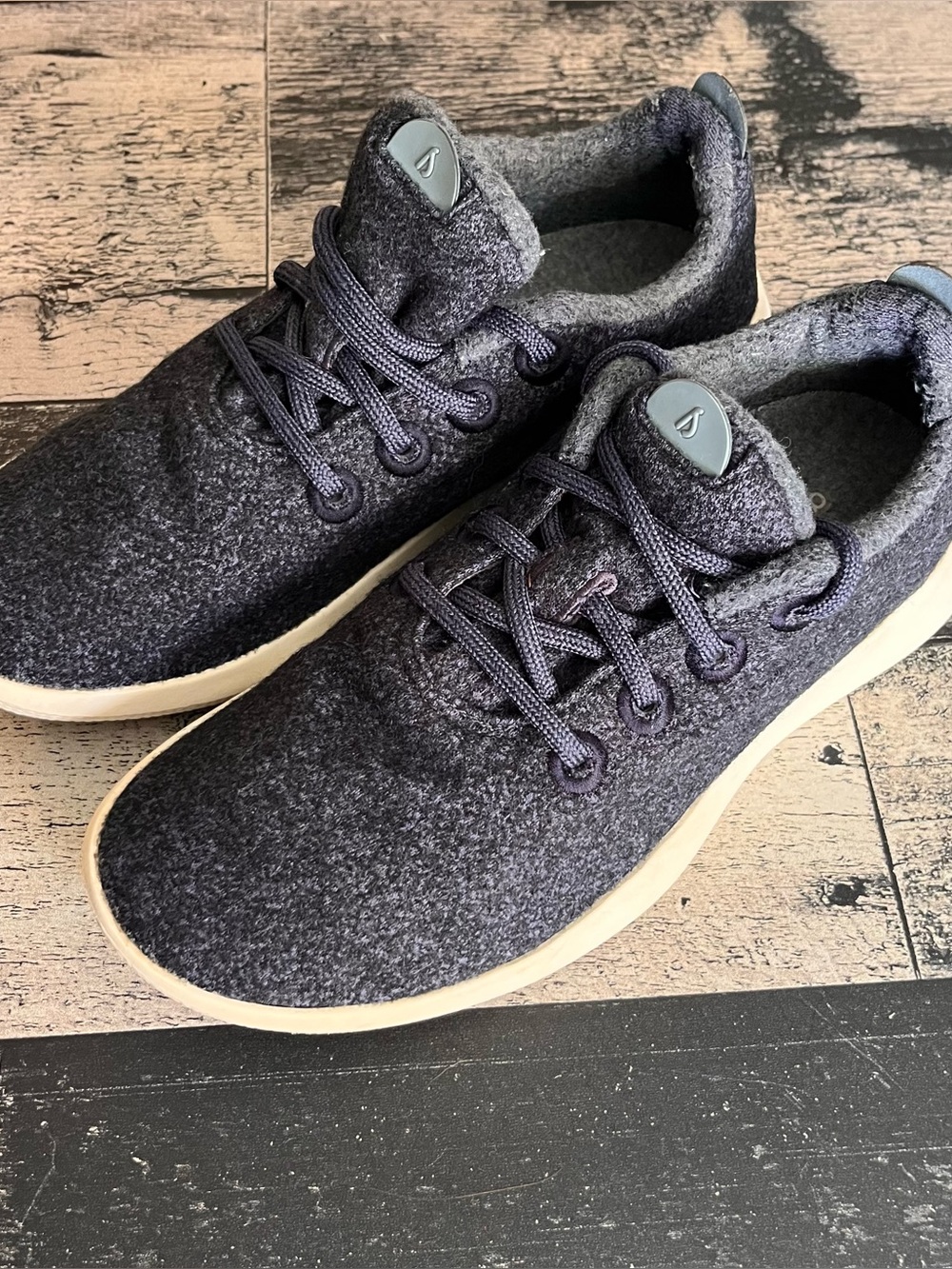 All birds wool sneakers in navy blue